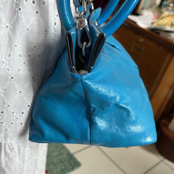 Marc Jacobs  Marc by Marc Satchel Crossbody bag  smooth leather  bright blue EUC - Picture 5 of 17